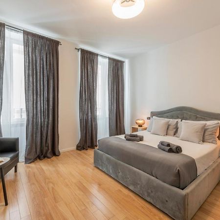 Boutique Apartment Porta Duomo, Close To The Lake! Como Bagian luar foto