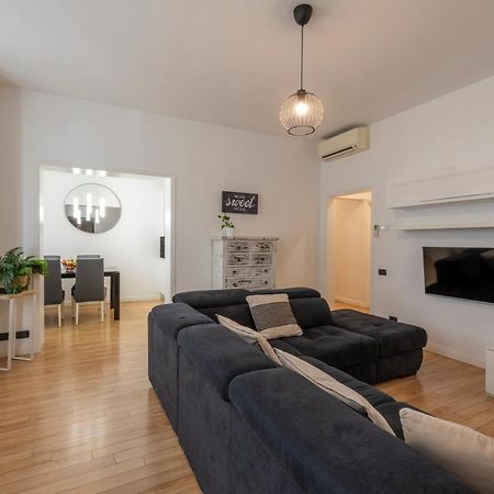 Boutique Apartment Porta Duomo, Close To The Lake! Como Bagian luar foto